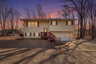 14180 168th Avenue, Grand Haven Twp, MI 49417