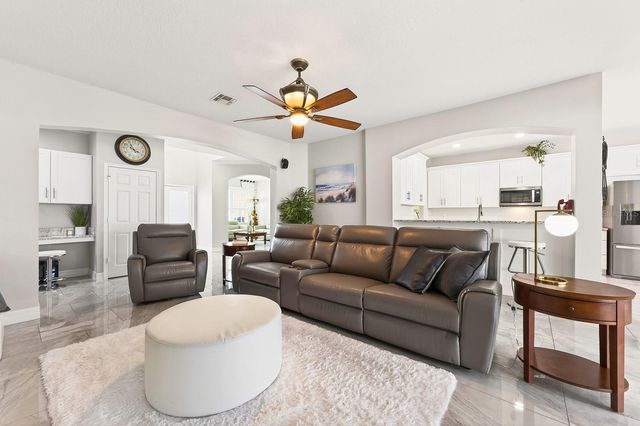 4057 SHAWN CIRCLE, Orlando, FL 32826