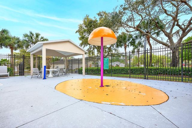 4057 SHAWN CIRCLE, Orlando, FL 32826