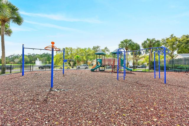 4057 SHAWN CIRCLE, Orlando, FL 32826