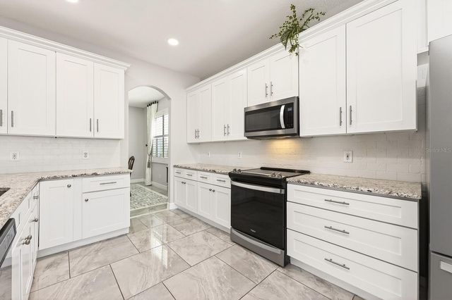 4057 SHAWN CIRCLE, Orlando, FL 32826