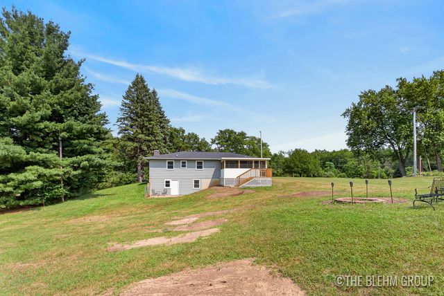 6919 Cherry Valley Avenue Se, Caledonia Twp, MI 49316