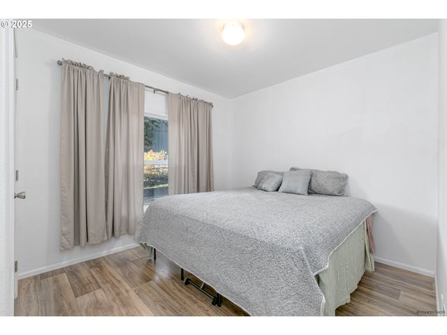 38303 Se COUPLAND Rd, Estacada, OR 97023