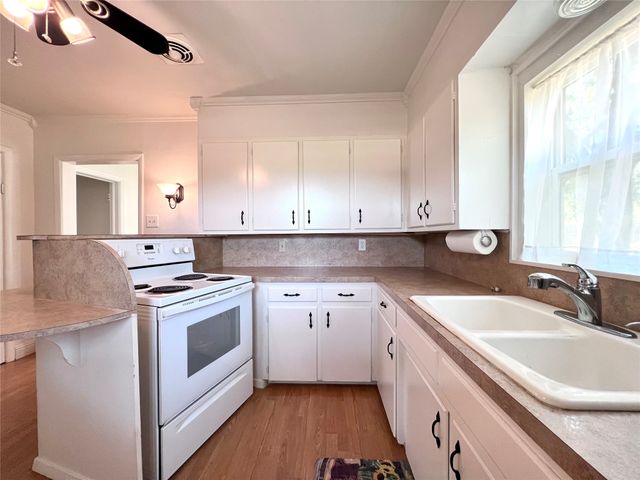 6630 Hawk Road, Double Oak, TX 75022