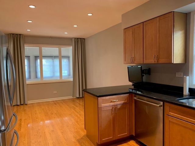 7621 W Norridge Street, Harwood Heights, IL 60706