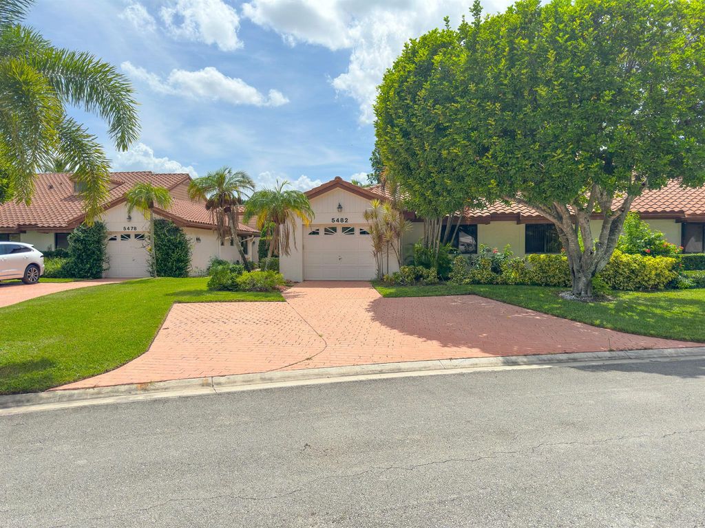 5482 San Marino Way, Lake Worth, FL 33467
