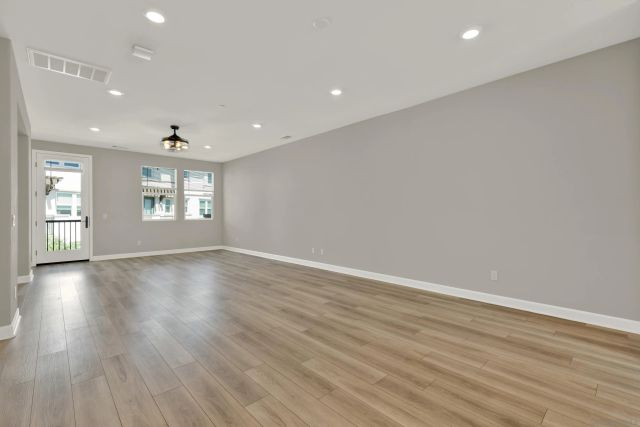 3510 Brody Way, Oceanside, CA 92056