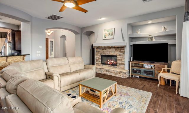 31803 N 16TH Avenue, Phoenix, AZ 85085