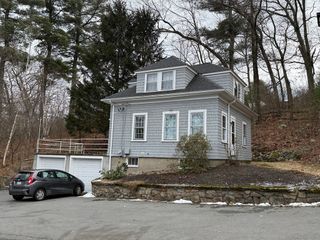 27 Breakneck Hill Rd 27, Southborough, MA 01772