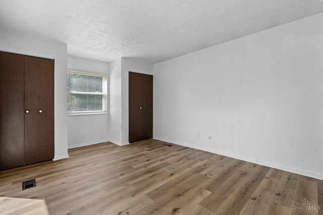 27 Highridge Court, Franklin, OH 45005