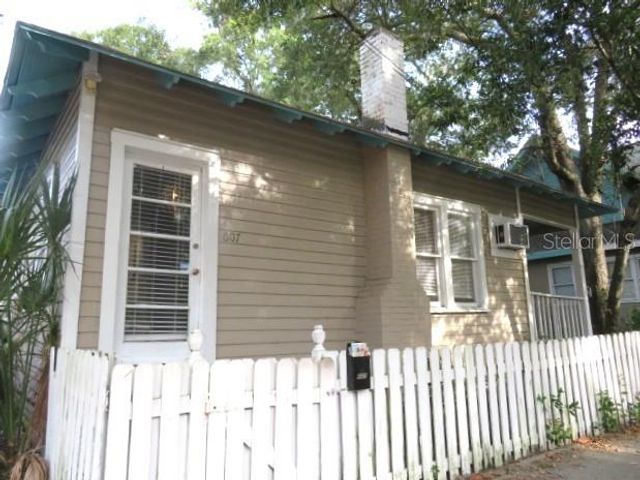 607 6TH AVENUE N, St Petersburg, FL 33701