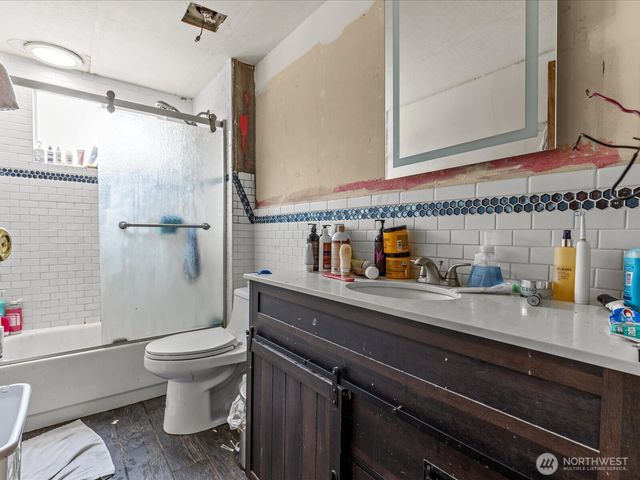 18348 152nd Court SE, Yelm, WA 98597