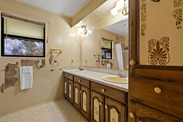 11554 FM 1649, Ore City, TX 75683