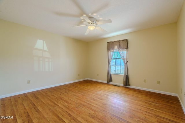 2008 Bessie Slaton Road, Dandridge, TN 37725