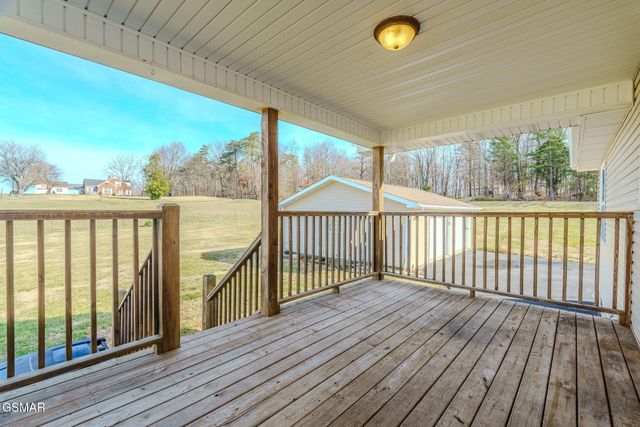 2008 Bessie Slaton Road, Dandridge, TN 37725