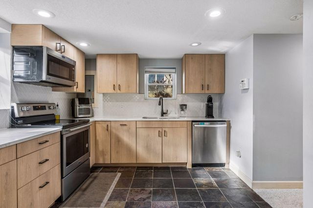 3919 Tyler Street NE, Columbia Heights, MN 55421
