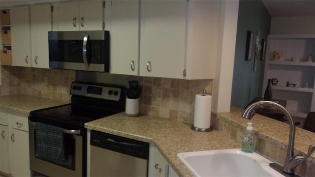 10821 SW 83RD COURT, Ocala, FL 34481