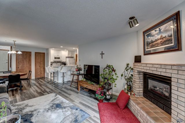 4831 MOUNTAIN SPRINGS CT, Rapid City, SD 57702