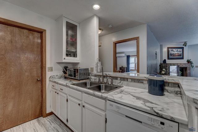 4831 MOUNTAIN SPRINGS CT, Rapid City, SD 57702