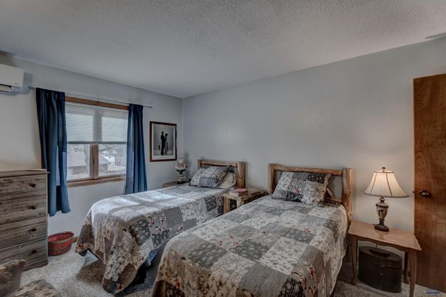 4831 MOUNTAIN SPRINGS CT, Rapid City, SD 57702