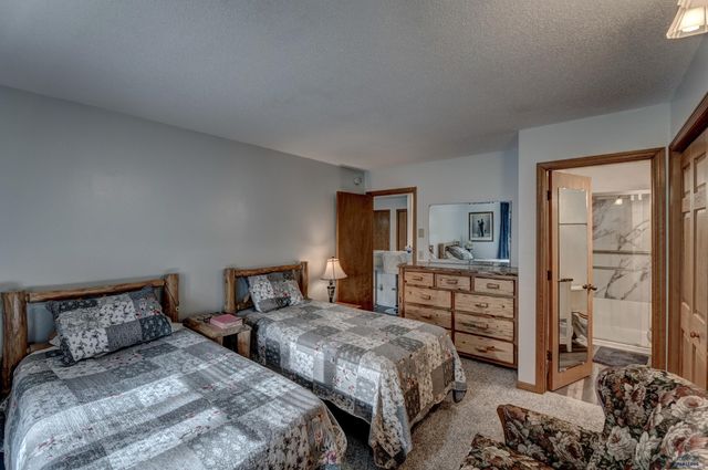 4831 MOUNTAIN SPRINGS CT, Rapid City, SD 57702