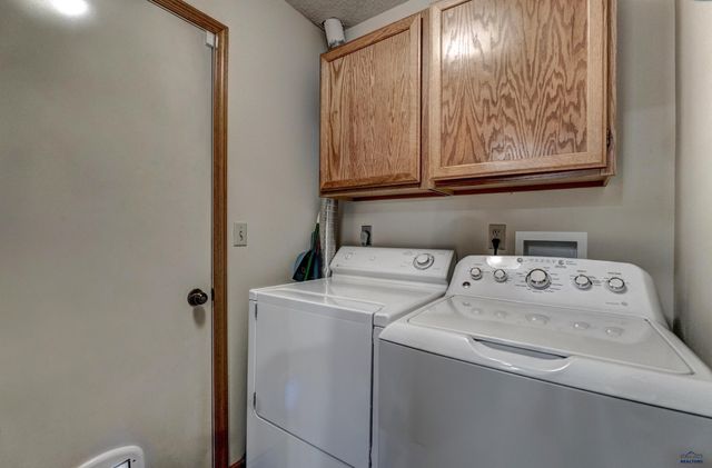 4831 MOUNTAIN SPRINGS CT, Rapid City, SD 57702