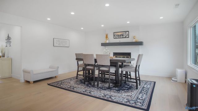 4530 Arrowhead SE, Decatur, AL 35603