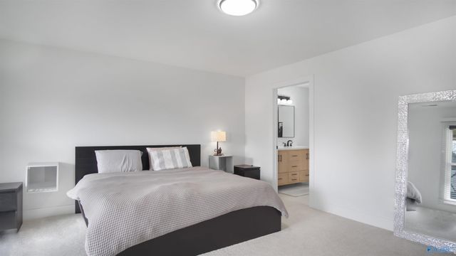 4530 Arrowhead SE, Decatur, AL 35603