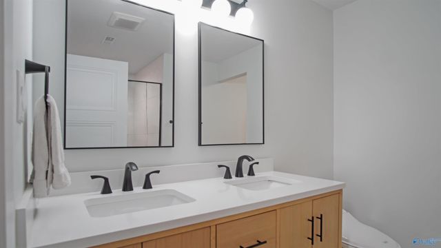 4530 Arrowhead SE, Decatur, AL 35603