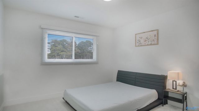 4530 Arrowhead SE, Decatur, AL 35603