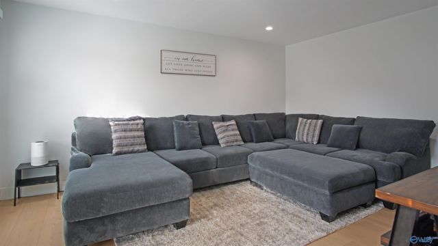 4530 Arrowhead SE, Decatur, AL 35603