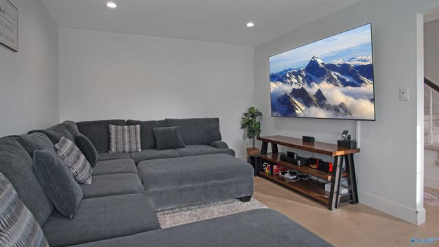 4530 Arrowhead SE, Decatur, AL 35603