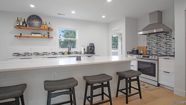 4530 Arrowhead SE, Decatur, AL 35603