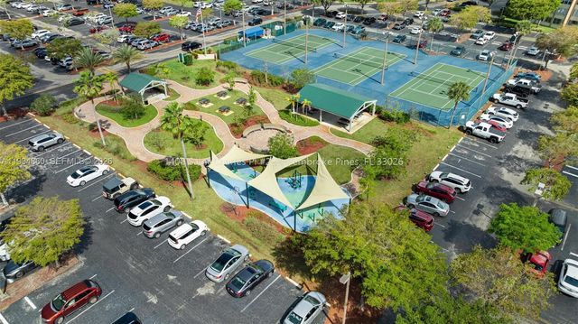 1400 Saint Charles Pl 222, Pembroke Pines, FL 33026