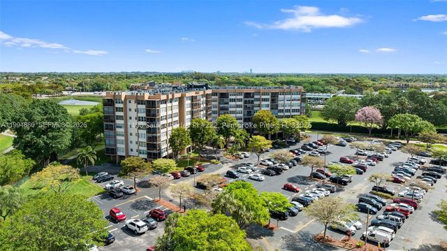 1400 Saint Charles Pl 222, Pembroke Pines, FL 33026