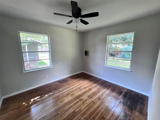 5742 Flamingo Drive, Houston, TX 77033