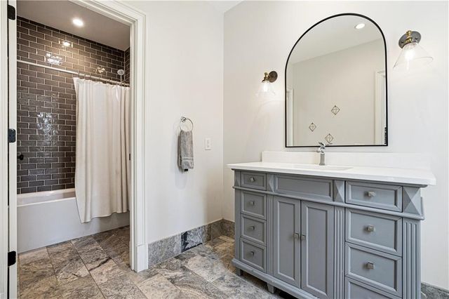 480 Mount Vernon Highway, Atlanta, GA 30327