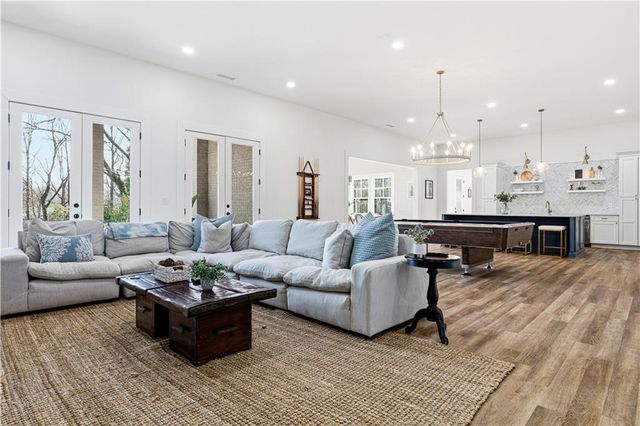 480 Mount Vernon Highway, Atlanta, GA 30327