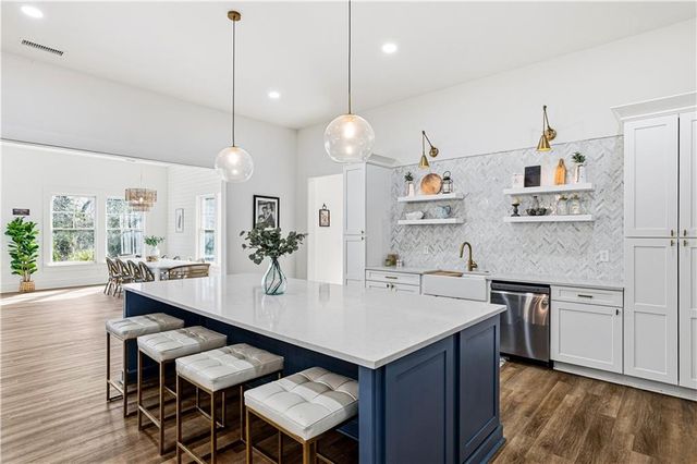 480 Mount Vernon Highway, Atlanta, GA 30327