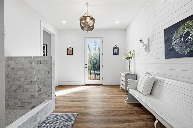 480 Mount Vernon Highway, Atlanta, GA 30327