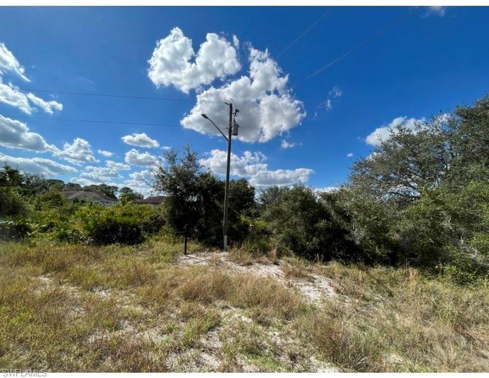 1833 Styles CT, LEHIGH ACRES, FL 33972 — photo 2
