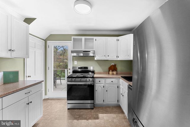 7109 WAYNE DR, Annandale, VA 22003