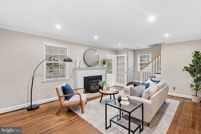 7109 WAYNE DR, Annandale, VA 22003