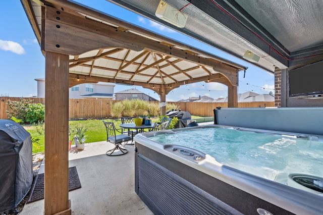 2911 Firewheel Street, Forney, TX 75126