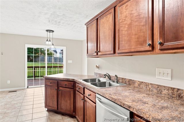 31 Lattimore Road, Cameron, NC 28326
