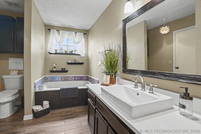 11826 N Yale Avenue, Sperry, OK 74073