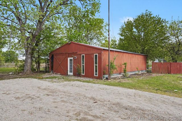 11826 N Yale Avenue, Sperry, OK 74073