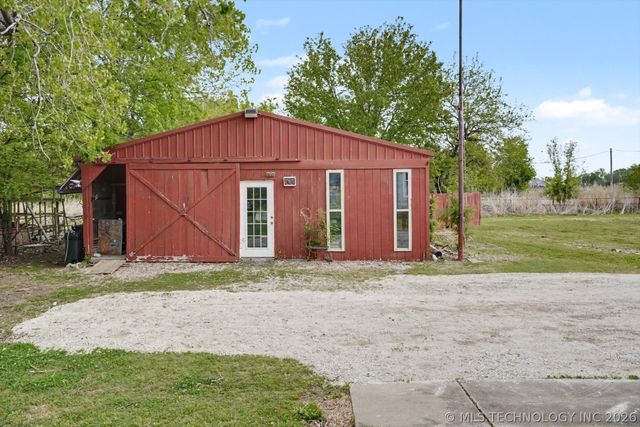 11826 N Yale Avenue, Sperry, OK 74073