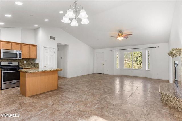 25340 Deertrail Drive, Tehachapi, CA 93561