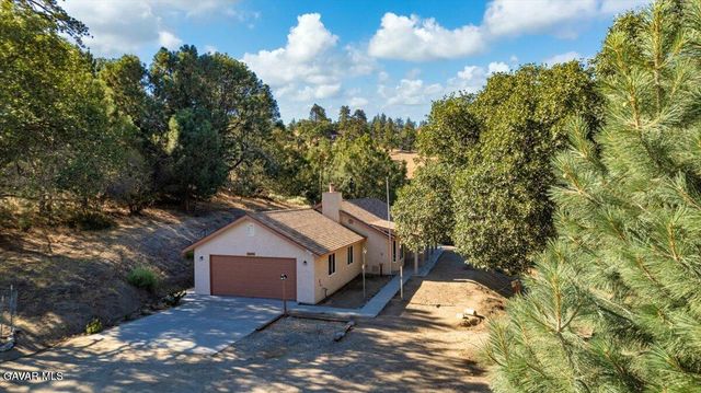 25340 Deertrail Drive, Tehachapi, CA 93561